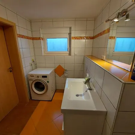 Lovely With Private Patio And Private Entrance In Luxembourg 60m2 Saeul