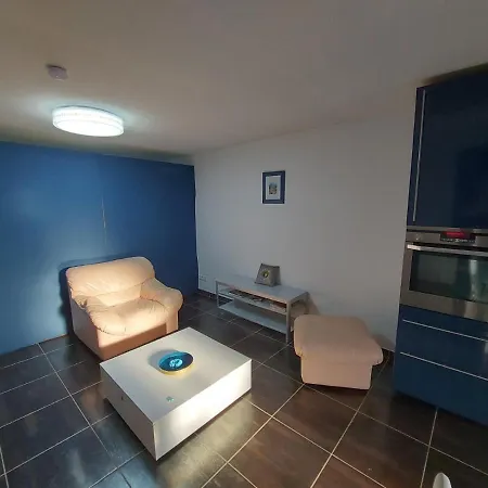 Lovely With Private Patio And Private Entrance In Luxembourg 60m2 Saeul
